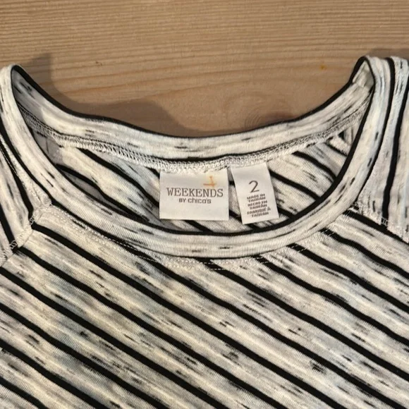 Chicos Striped Black and White Long Sleeve Top 3/4 sleeve - Picture 2 of 3